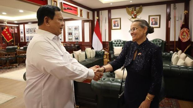 Duta Besar mengunjungi Prabowo Subianto di Kantor Kementerian Pertahanan (Dok. Kementerian Pertahanan Indonesia)
