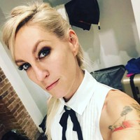 Dylan beberapa kali tampil sebagai aktris tapi ia lebih dikenal sebagai penulis skenario film dan acara televisi.  Foto: Instagam @spillzdylz