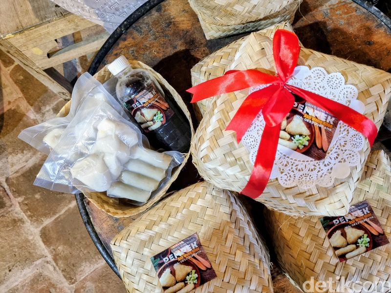 IRT di Ponorogo sukses bisnis pempek rumahan