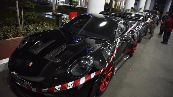 Ini Mobil Mewah yang Disita dalam Kasus Vonis Lepas Ekspor Migor