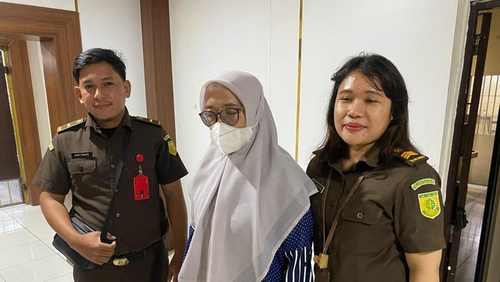 Kejari Makassar menetapkan Bendahara KORMI Makassar tersangka kasus dana hibah.