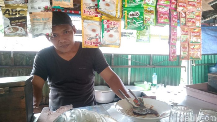 Warkop Pak Untung di Ketintang Banru 1 Surabaya