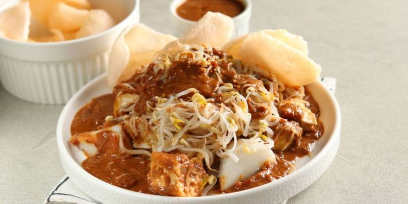 7 Makanan Tradisional yang Namanya Berasal dari Akronim Kocak