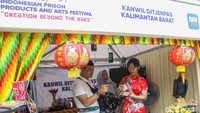 Menteri Imipas Agus Andrianto menuturkan sekitar 132 warga binaan dari berbagai lembaga pemasyarakatan di Indonesia dilibatkan dalam IPPA Fest 2025. Ia pun memastikan pengamanan ketat diberlakukan terhadap warga binaan tersebut.  