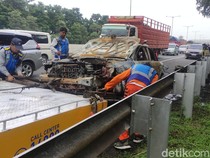 Mazda Terbakar Sudah Padam, Jalur Tol Sidoarjo-Waru Dibuka Lagi