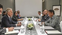 Transisi energi yang dimaksud di antaranya penerapan Pembangkit Listrik Tenaga Nuklir (PLTN) di Indonesia.  