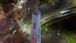 Obelisk Buenos Aires Tampilkan Wajah Paus Fransiskus yang Tutup Usia