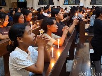 Kupang Berkabung, Doa dan Lilin untuk Paus Fransiskus