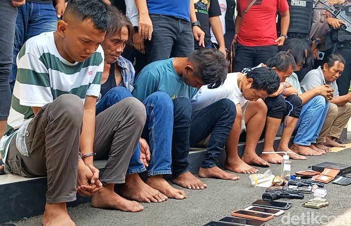 pelaku penculikan santri ponpes metak di exit tol kebomas