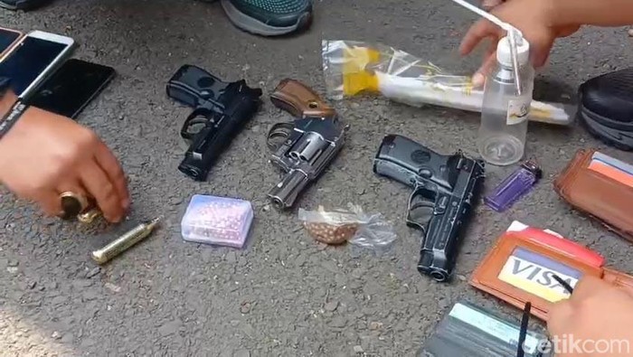 pelaku penculikan santri ponpes metak di exit tol kebomas