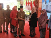 Emak-emak di Mojokerto Digembleng Ekraf dalam Program Perempuan Berdaya