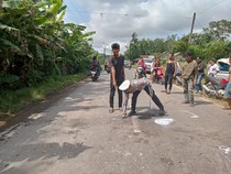 Kijang Tabrak Motor di Muara Enim, 1 Orang Tewas