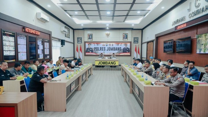 Puslitbang Polri melakukan penelitian kejahatan siber di Jombang