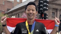 Mufli Ananda, asisten Raffi Ahmad berangkat Boston Marathon sendiri. Raffi Ahmad batal ikut karena kondisi kesehatan yang kurang memungkinkan. Raffi Ahmad mendukung Mufli bisa finish di Boston Marathon. Foto: dok. Instagram Mufli Ananda