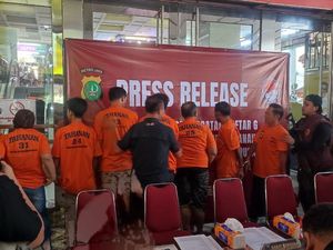 10 Pengedar Ngaku Jual Obat Keras karena Ekonomi, Duit Puluhan Juta Disita