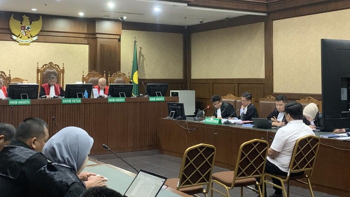 Sidang eksepsi PT Duta Palma Group di Pengadilan Tipikor Jakarta Pusat, Selasa (22/4). (Mulia Budi/detikcom)