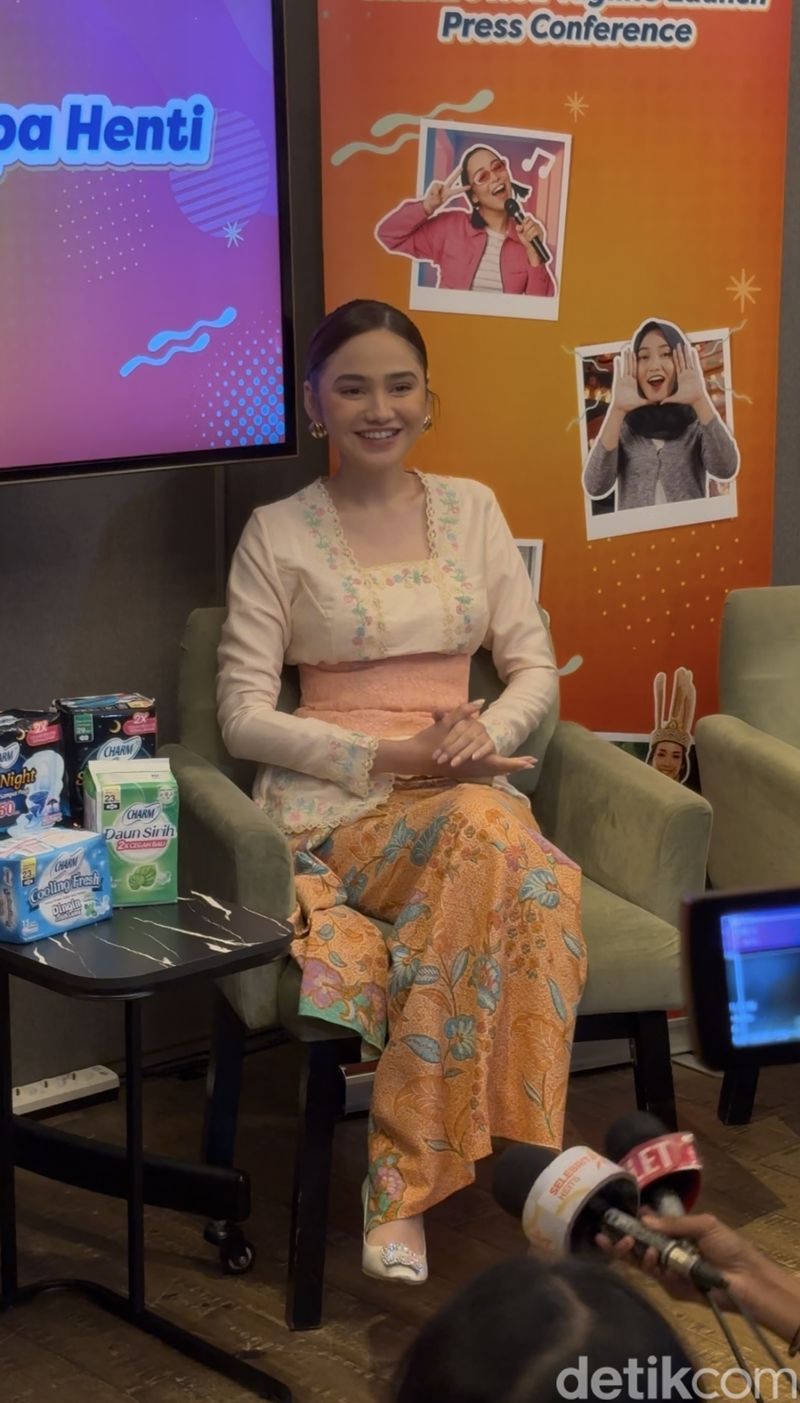 Syifa Hadju
