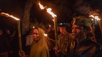 Tradisi Lamporan sebagai simbol untuk mengusir malapetaka atau tolak bala hama pertanian dalam rangkaian memperingati Hari Kartini dan Hari Bumi. 