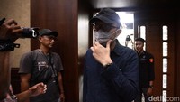 Heru Hanindyo dituntut 12 tahun penjara. Jaksa meyakini Heru bersalah menerima suap vonis bebas Ronald dalam kasus tewasnya Dini Sera Afrianti.  