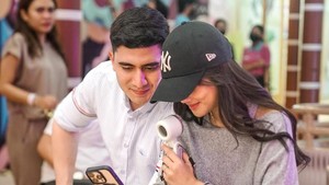 Meski saat ini masih berstatus teman, Verrell Bramasta dan Fuji didorong fans mereka untuk punya hubungan lebih. Foto: Instagram Fuji