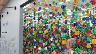 Abenk Alter x Bibit Bawa Flower for the Future di Art Jakarta Gardens 2025