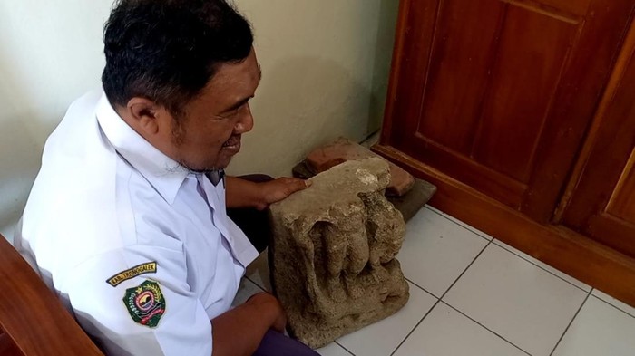 Arca Durga Mahesa Suramardhini di Trenggalek batal direstorasi karena belum ada rekomendasi dari Balai Pelestarian Kebudayaan