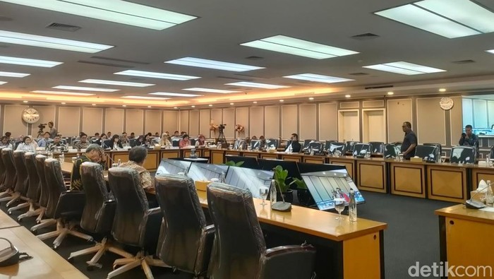 Audiensi Komisi XIII DPR bersama eks pemain OCI, Komnas HAM, serta Komnas Perempuan. (Anggi Muliawati/detikcom).
