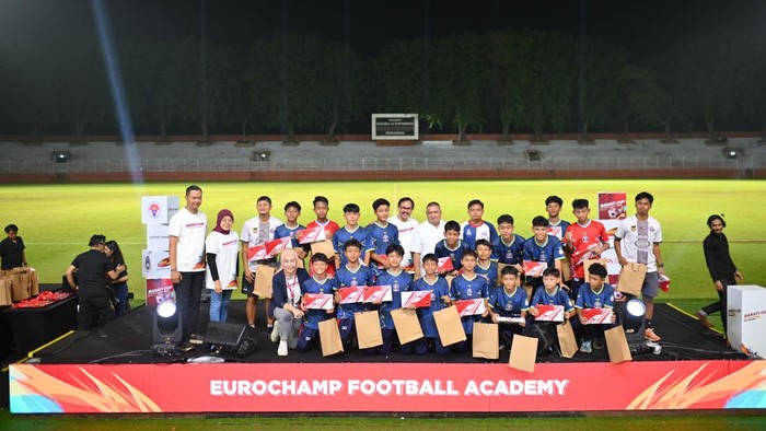 Penutupan turnamen Barati International Cup 2025 di Stadion Gelora 10 November Surabaya