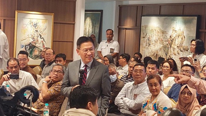Bos Lippo Group James Riady di tengah-tengah konsumen Meikarta