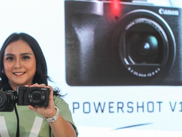 Wujud Canon EOS R50V dan PowerShot V1, Kamera Konten Kreator