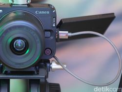 Wujud Canon EOS R50V dan PowerShot V1, Kamera Konten Kreator