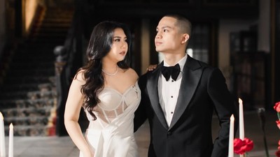 8 Foto Prewedding Sekaligus Perayaan 8 Tahun Pacaran Cellos & Natasha Putri