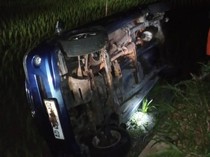 Avanza Nyemplung Sawah di Cawas Klaten