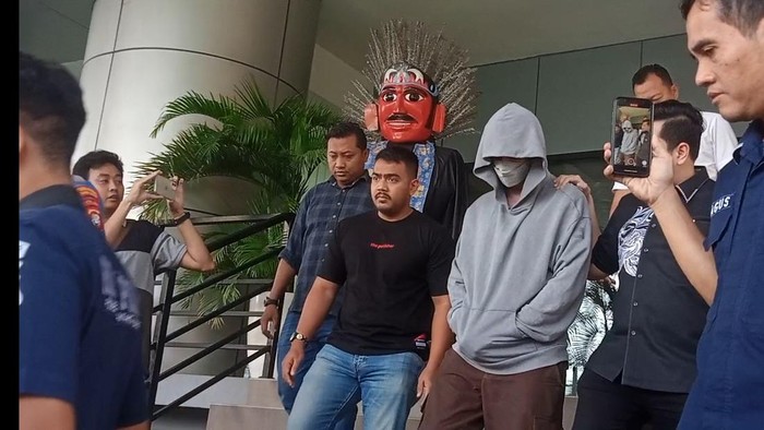 Fachri Albar di Polres Jakarta Barat.