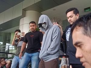 Fachri Albar Belum Mau Bicara Usai Tersandung Narkoba Ketiga Kali
