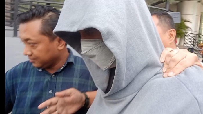Fachri Albar di Polres Jakarta Barat.