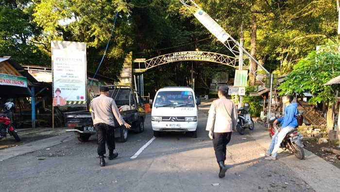 Jalur Cangar-Pacet mulai dibuka