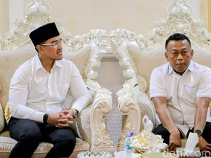 Kaesang Silaturahmi ke Bupati Ponorogo: Sowan Saja, Nawarin Ikan Koi