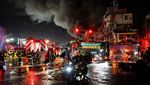 Kawasan Padat Penduduk di Manila Terbakar Hebat