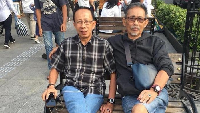 Legenda PSM Makassar Abdi Tunggal (kiri) dan Najib Latandang (kanan)