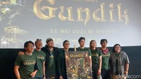 Jelang pernikahan, Luna Maya dan Maxime Bouttier masih sibuk bekerja. Keduanya terlihat menghadiri promosi film Gundik di kawasan Jatinegara, Jakarta Timur pada Rabu (23/4/2025). Film itu keduanya memang beradu akting. Foto: Febri/detikhot