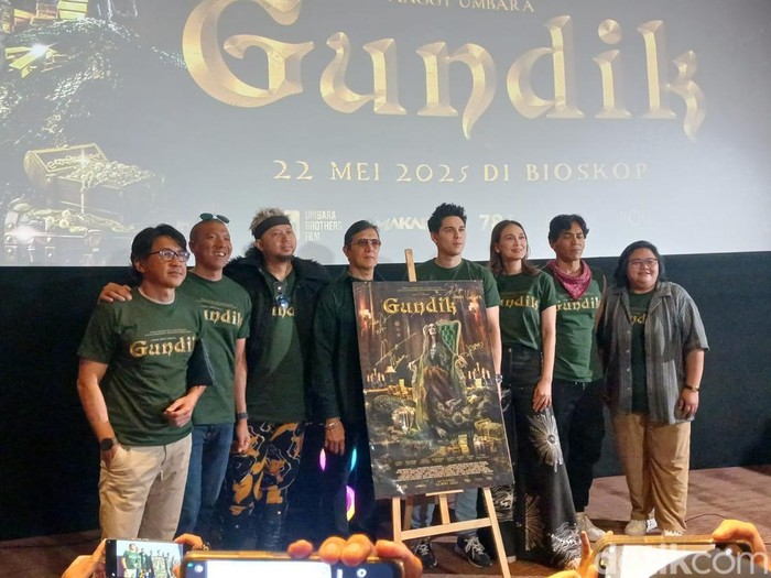 Luna Maya dan Maxime Bouttier saat ditemui di kawasan Jatinegara.
