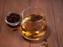 8 Manfaat Air Rebusan Cengkeh untuk Kesehatan dan Cara Membuatnya