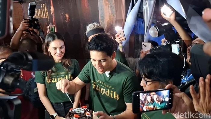 Maxime Bouttier dan Luna Maya saat ditemui di kawasan Jatinegara.