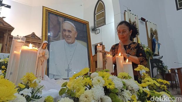 Misa requiem untuk Paus Fransiskus