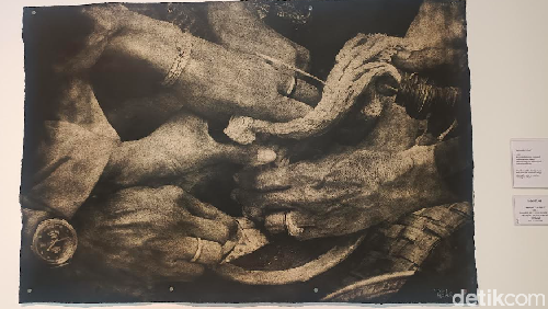 Pameran “Taksu Tak Terduga - An Unexpected Radiance” di Gianyar, Selasa (22/4/2025). (Ni Komang Ayu Leona Wirawan)