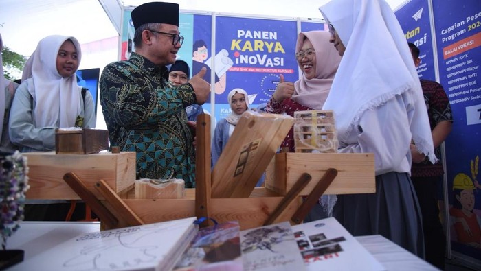 Ragam karya dan inovasi yang turut dihadirkan adalah sebuah apresiasi atas dampak nyata dari hasil program Peningkatan Kompetensi sebelumnya. Dalam panen karya tahun ini memamerkan puluhan karya inovatif.
