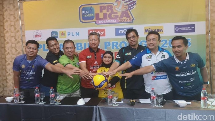 Para peserta Final Four PLN Mobile Proliga 2025 seri Semarang, Rabu (23/4/2025).