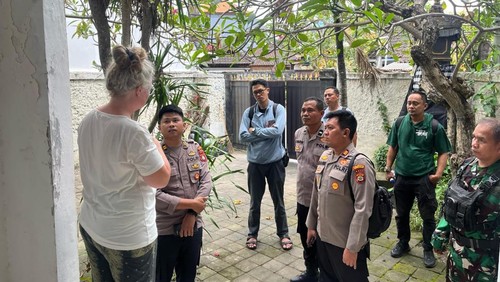 Polisi memintai keterangan K, ibu seroang anak yang diduga diculik di Denpasar, Selasa (22/4/2025).