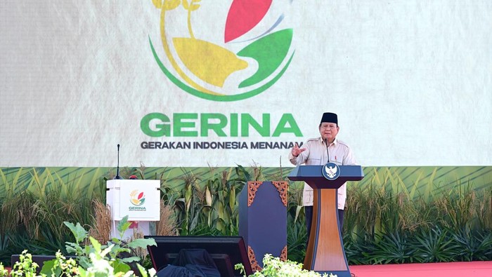 Prabowo Subianto ketika meluncurkan Gerakan Indonesia Menanam (Gerina) di Banyuasin, Sumatera Selatan, Rabu (23/4/2025).